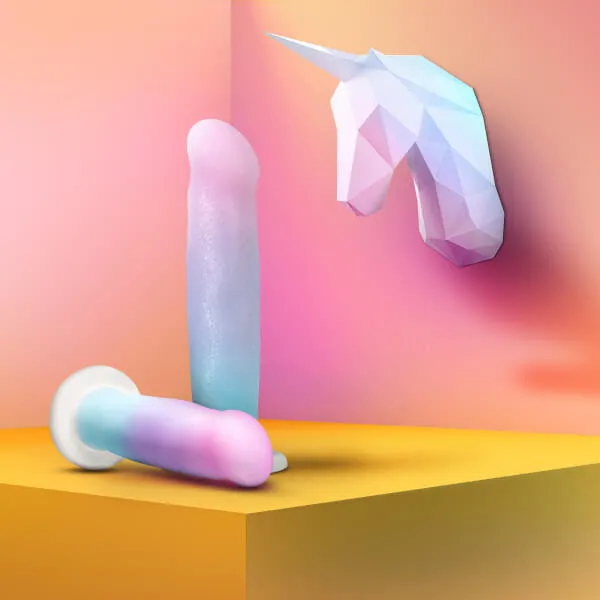 Blush Avant D17 Lucky Blush Vibrators