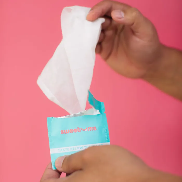 Vibrators Sweetums Flavored Intimate Wipes Sweetums